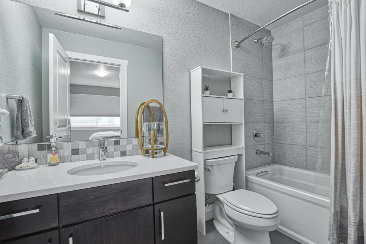 Modern Townhome Near Old Town, Breweries, & River! Fort Collins Exteriör bild