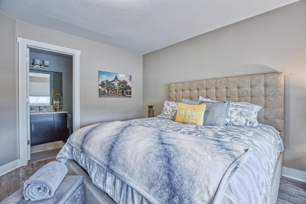 Modern Townhome Near Old Town, Breweries, & River! Fort Collins Exteriör bild
